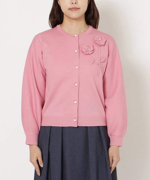 Rose Tiara(ローズティアラ)の「立体フラワーモチーフニットカーディガン(カーディガン/ボレロ・レディース・ピンク/ネイビー/オフホワイト・38/42/46)」の11枚目の写真