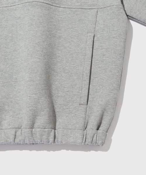 ADAM ET ROPE'（アダムエロペ）の「ダンボールスウェット ハーフジップ プルオーバー（スウェット・メンズ・ブラック/ライトグレー・L/M）」の8枚目の写真