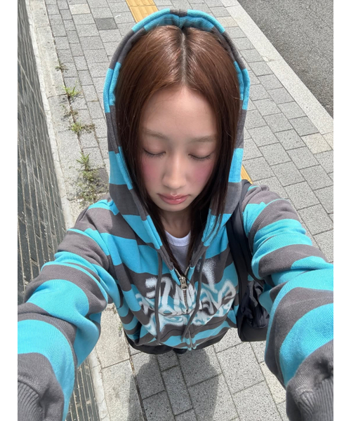 ISTKUNST（イストクンスト）の「PISS OFF ST HOOD ZIP UP_BLUE(IK2EFMM483A)（パーカー・レディース・その他・S/M/L）」の11枚目の写真
