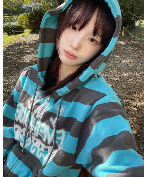 ISTKUNST（イストクンスト）の「PISS OFF ST HOOD ZIP UP_BLUE(IK2EFMM483A)（パーカー・レディース・その他・S/M/L）」の14枚目の写真