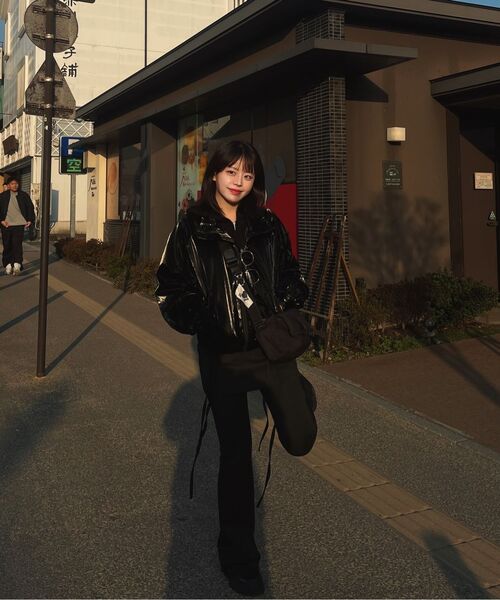 MUSINSA STANDARD WOMAN（ムシンサスタンダードウーマン）の「ウィメンズシャイニーウィンドブレーカージャケット[ブラック]（ナイロンジャケット・レディース・その他・M/S/L）」の11枚目の写真