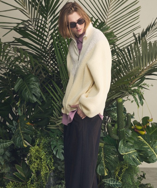 MAISON SPECIAL(メゾンスペシャル)の「《UNISEX》Prime-Over V-neck Panel Switching Drivers Knit Blouson/プライムオーバーV切替ドライバーズニットブルゾン【MAISON SPECIAL/メゾンスペシャル】(カーディガン/ボレロ・メンズ・アイボリー/ブラック・0/1/2)」の11枚目の写真