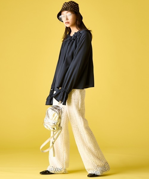 GEVS.(ジェイヴィス)の「フリルラグランブラウス<大きいサイズ有>GEVS.(シャツ/ブラウス・レディース・イエロー/ネイビー・M/L/LL/3L/4L/5L)」の12枚目の写真