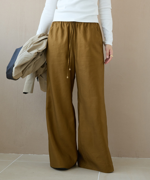 IENA LA BOUCLE（イエナラブークル）の「IENA LA BOUCLE コットンサテンイージーパンツ（その他パンツ・レディース・ブラック/ベージュ/ブラウン・40/38/36/34）」の3枚目の写真