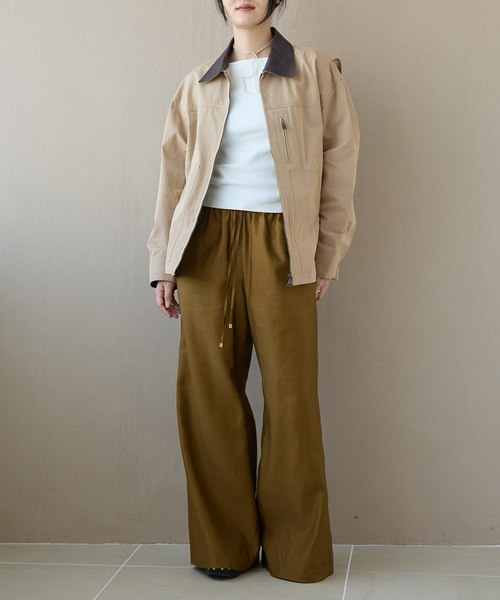 IENA LA BOUCLE（イエナラブークル）の「IENA LA BOUCLE コットンサテンイージーパンツ（その他パンツ・レディース・ブラック/ベージュ/ブラウン・40/38/36/34）」の5枚目の写真