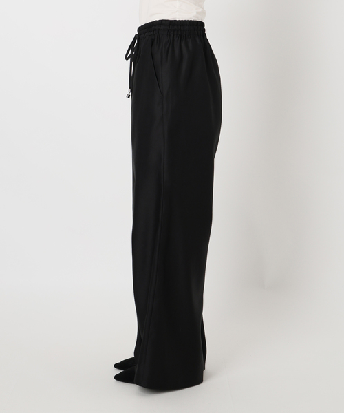 IENA LA BOUCLE（イエナラブークル）の「IENA LA BOUCLE コットンサテンイージーパンツ（その他パンツ・レディース・ブラック/ベージュ/ブラウン・40/38/36/34）」の10枚目の写真