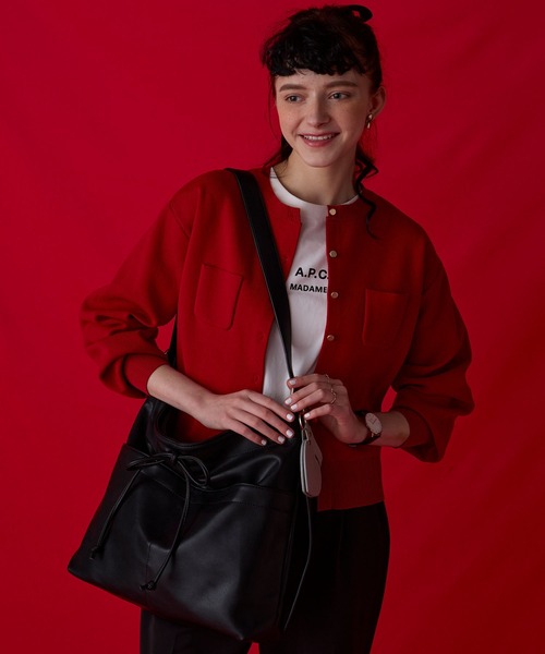 BONLECILL Marche(ボンルシールマルシェ)の「【BONLECILL Marche】《A4収納》リボンホーボーバッグ(ショルダーバッグ・レディース・ベージュ/モカ/ブラック・FREE)」の4枚目の写真