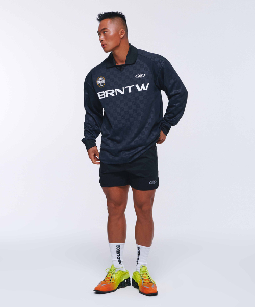 BORN TO WIN（ボーントゥウィン）の「MONOGRAM SOCCER JERSEY [BLACK]（Tシャツ/カットソー・メンズ・その他・1/2/3）」の6枚目の写真