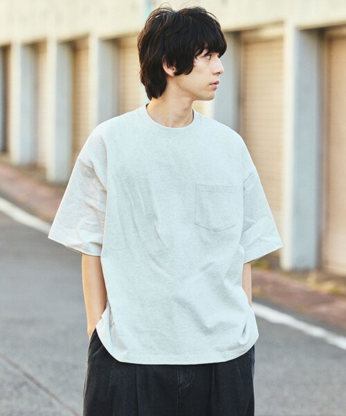 FREAK'S STORE（フリークスストア）の「限定展開 9オンス Heavyweight ビッグシルエット クルーネック ポケットTシャツ/ヘビーウェイト（Tシャツ/カットソー・メンズ・ブラウン/チャコールグレー/ピンク/ホワイト/グレイッシュベージュ/ホワイト系その他/ブラック/ブラック系その他/ネイビー/グレー・LARGE/MEDIUM/SMALL/X-SMALL）」の14枚目の写真