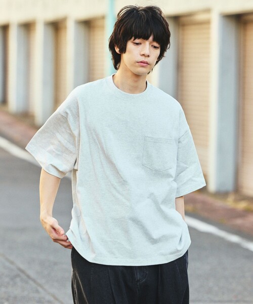 FREAK'S STORE（フリークスストア）の「限定展開 9オンス Heavyweight ビッグシルエット クルーネック ポケットTシャツ/ヘビーウェイト（Tシャツ/カットソー・メンズ・ブラウン/チャコールグレー/ピンク/ホワイト/グレイッシュベージュ/ホワイト系その他/ブラック/ブラック系その他/ネイビー/グレー・LARGE/MEDIUM/SMALL/X-SMALL）」の15枚目の写真
