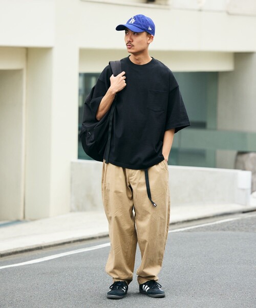 FREAK'S STORE（フリークスストア）の「限定展開 9オンス Heavyweight ビッグシルエット クルーネック ポケットTシャツ/ヘビーウェイト（Tシャツ/カットソー・メンズ・ブラウン/チャコールグレー/ピンク/ホワイト/グレイッシュベージュ/ホワイト系その他/ブラック/ブラック系その他/ネイビー/グレー・LARGE/MEDIUM/SMALL/X-SMALL）」の20枚目の写真