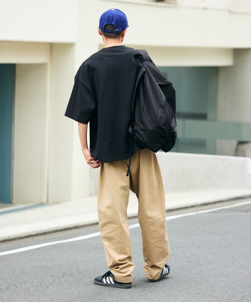 FREAK'S STORE（フリークスストア）の「限定展開 9オンス Heavyweight ビッグシルエット クルーネック ポケットTシャツ/ヘビーウェイト（Tシャツ/カットソー・メンズ・ブラウン/チャコールグレー/ピンク/ホワイト/グレイッシュベージュ/ホワイト系その他/ブラック/ブラック系その他/ネイビー/グレー・LARGE/MEDIUM/SMALL/X-SMALL）」の22枚目の写真