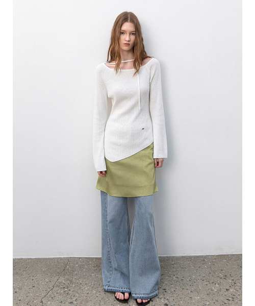 ATELIER NAIN(アトリエナイン)の「UNBALANCED NECK STRING KNIT(T-7011)(ニット/セーター・レディース・アイボリー/ライトピンク・FREE)」の3枚目の写真