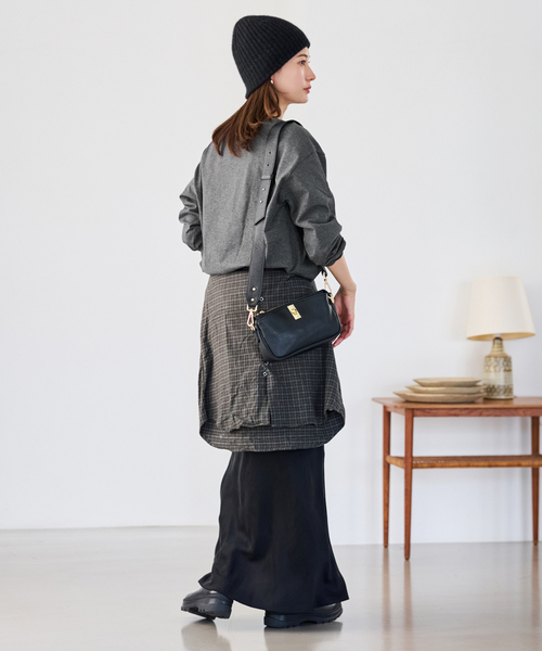 FRAMeWORK（フレームワーク）の「≪WEB限定 / 追加≫ロゴロンTee（Tシャツ/カットソー・レディース・チャコールグレー/ホワイト・FREE）」の11枚目の写真