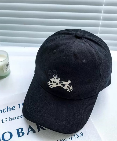 NANEA（ナネア）の「犬モチーフワッペンキャップ（キャップ・レディース・ブラウン/グリーン/レッド/ベージュ/ブルー/アイボリー/ブラック/カーキ・フリー）」の3枚目の写真