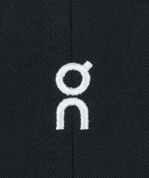On(オン)の「<On> All-Day Cap/キャップ(キャップ・メンズ・オフホワイト/ブラック・FREE)」の12枚目の写真