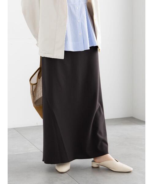 Te chichi（テチチ）の「ストレッチジョーゼットナロースカート《2026 spring catalog item》（スカート・レディース・オフホワイト/チャコールグレー/イエロー・S/M）」の13枚目の写真