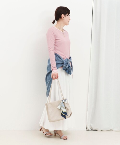 MICO COULIER(ミコクリエ)の「編み柄型押しトートバッグ(トートバッグ・レディース・アイボリー/ブラウン・FREE)」の7枚目の写真