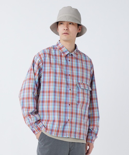 Snow Peak(スノーピーク)の「Snow Peak / Fade Check Breezy Shirt フェードチェックブリージーシャツ(シャツ/ブラウス・メンズ・レッド/グレイッシュベージュ/ライトブルー・S/M/L/XL/1)」の3枚目の写真