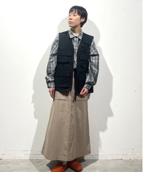 Snow Peak(スノーピーク)の「Snow Peak / Fade Check Breezy Shirt フェードチェックブリージーシャツ(シャツ/ブラウス・メンズ・レッド/グレイッシュベージュ/ライトブルー・S/M/L/XL/1)」の6枚目の写真