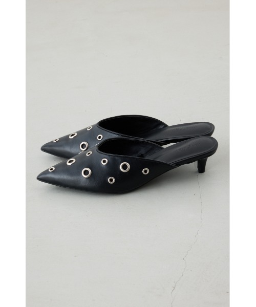 AZUL by moussy(アズールバイマウジー)の「ハトメデザインミュール 靴(サンダル・レディース・キャメル/ブラック・LARGE/MEDIUM/SMALL)」の5枚目の写真