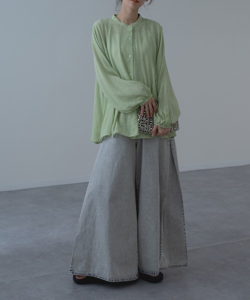 refinedworks（リファインドワークス）の「【refinedworks】フロントギャザーフレアブラウス（シャツ/ブラウス・レディース・ネイビー/グリーン/ホワイト・FREE）」の4枚目の写真