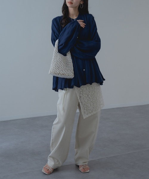 refinedworks（リファインドワークス）の「【refinedworks】フロントギャザーフレアブラウス（シャツ/ブラウス・レディース・ネイビー/グリーン/ホワイト・FREE）」の14枚目の写真