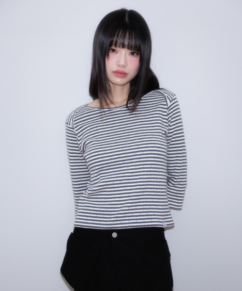 ROSEFRANTZ（ロゼフランツ）の「Stripe Three-Quarter Sleeve [Dark Gray]（Tシャツ/カットソー・レディース・ダークグレー・OS）」の4枚目の写真