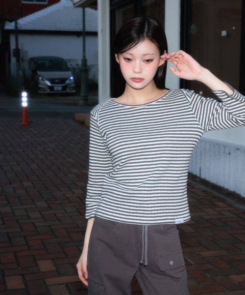 ROSEFRANTZ（ロゼフランツ）の「Stripe Three-Quarter Sleeve [Dark Gray]（Tシャツ/カットソー・レディース・ダークグレー・OS）」の14枚目の写真
