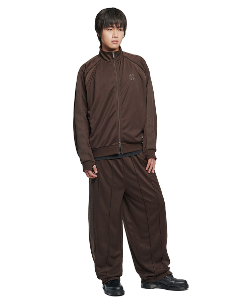 NOMANUAL(NOMANUAL)の「NM WIDE TRACK TOP - BROWN(ナイロンジャケット・レディース・その他・SMALL/MEDIUM/LARGE)」の4枚目の写真