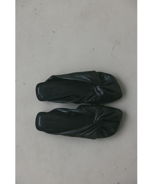 STYLEMIXER（スタイルミキサー）の「ツイストミュール（サンダル・レディース・アイボリー/ブラック・LARGE/MEDIUM/SMALL）」の18枚目の写真