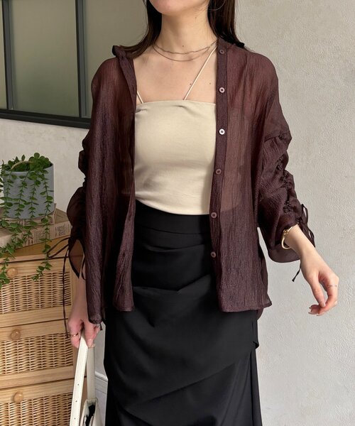 Thevon（ゼボン）の「カットリブカップ付きキャミ（キャミソール・レディース・ブラック/グレイッシュベージュ/オフホワイト・FREE）」の3枚目の写真