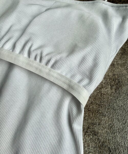 Thevon（ゼボン）の「カットリブカップ付きキャミ（キャミソール・レディース・ブラック/グレイッシュベージュ/オフホワイト・FREE）」の9枚目の写真