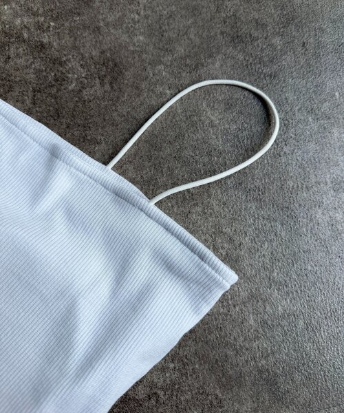 Thevon（ゼボン）の「カットリブカップ付きキャミ（キャミソール・レディース・ブラック/グレイッシュベージュ/オフホワイト・FREE）」の10枚目の写真