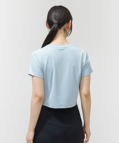 OAKLEY（オークリー）の「オークリー  RADIANT ESSENTIAL CROPPED TEE 11.0（Tシャツ/カットソー・レディース・ブラック/サンドグレー/ブルー・M/L）」の4枚目の写真