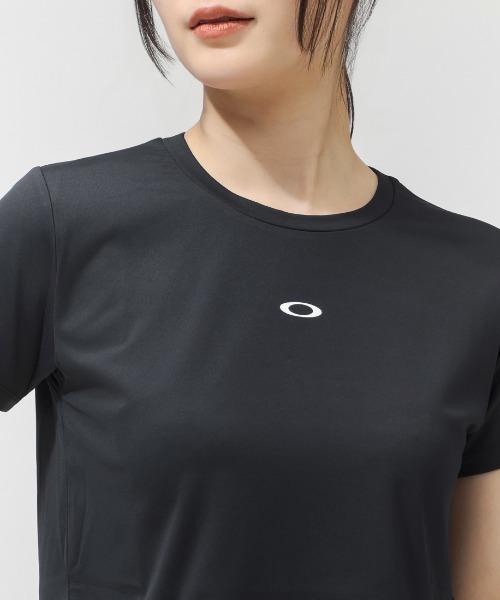 OAKLEY（オークリー）の「オークリー  RADIANT ESSENTIAL CROPPED TEE 11.0（Tシャツ/カットソー・レディース・ブラック/サンドグレー/ブルー・M/L）」の21枚目の写真
