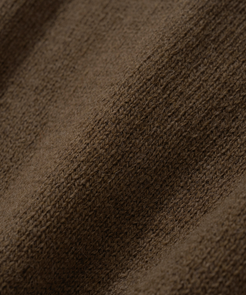 KNITTED（ニッティド）の「シェギドック ウール100% ラウンドニット BROWN（ニット/セーター・レディース・その他・MEDIUM/LARGE/X-LARGE）」の6枚目の写真