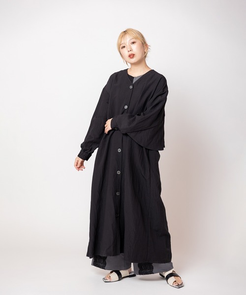 OSMOSIS(オズモーシス)の「バックギャザーライトコート(その他アウター・レディース・アイボリー/ブラック/ブルー・ONE SIZE)」の10枚目の写真