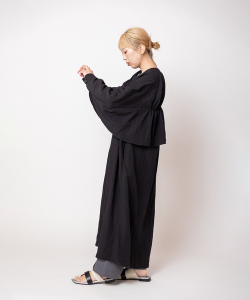 OSMOSIS(オズモーシス)の「バックギャザーライトコート(その他アウター・レディース・アイボリー/ブラック/ブルー・ONE SIZE)」の11枚目の写真