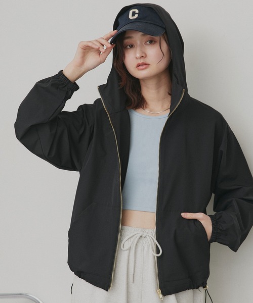 ad thie(アドティエ)の「UVカット フードパーカー(パーカー・レディース・グレイッシュベージュ/ブラック・FREE)」の14枚目の写真