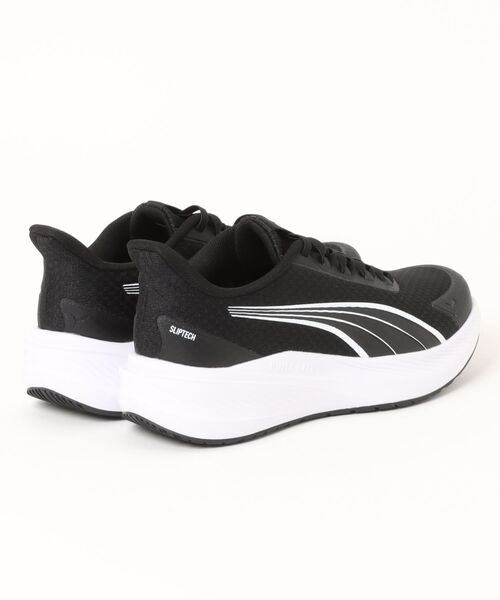 PUMA(プーマ)の「【PUMA】ダッシャー LITE EASE IN(スニーカー・メンズ・ブラック・25.5cm/26.0cm/26.5cm/27.0cm/27.5cm/28.0cm)」の2枚目の写真
