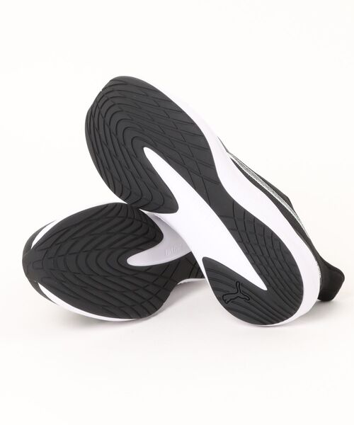 PUMA(プーマ)の「【PUMA】ダッシャー LITE EASE IN(スニーカー・メンズ・ブラック・25.5cm/26.0cm/26.5cm/27.0cm/27.5cm/28.0cm)」の3枚目の写真