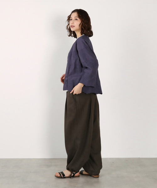 LOGEMENT DE CLAIRE(ロジュモンドクレール)の「【LOURMARIN】レーヨン麻ギャザーバレルパンツ(その他パンツ・レディース・ホワイト/ライトベージュ/ベージュ/スミクロ・FREE)」の16枚目の写真
