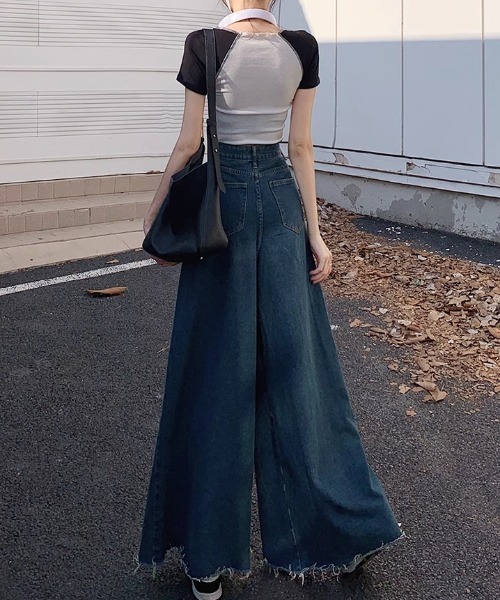 REBALANCE(リバランス)の「ワイドフレアデニムパンツ(デニムパンツ・レディース・A・MEDIUM/LARGE/X-LARGE)」の8枚目の写真
