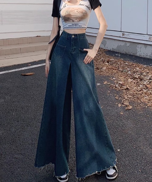 REBALANCE(リバランス)の「ワイドフレアデニムパンツ(デニムパンツ・レディース・A・MEDIUM/LARGE/X-LARGE)」の10枚目の写真