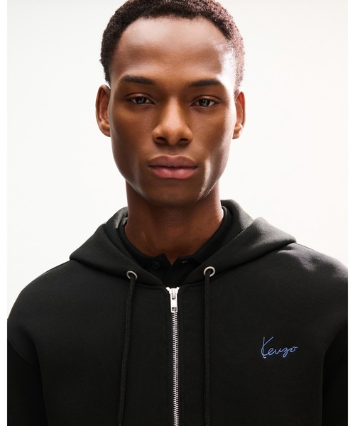 KENZO(ケンゾー)の「'KENZO Signature' エンブロイダリー ジップアップ フーディー イン コットン(パーカー・メンズ・ブラック系その他5・SMALL/MEDIUM)」の7枚目の写真