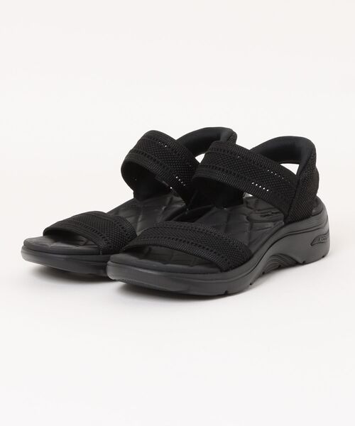 SKECHERS(スケッチャーズ)の「【SKECHERS】スポーツサンダル GO WALK ARCH FIT 2.0(サンダル・レディース・ブラック×ブラック/ピンクベージュ・23.0cm/24.0cm/25.0cm)」の1枚目の写真