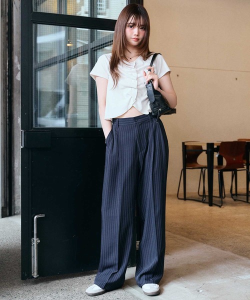 muet.（ミュエ）の「ダブルタックボリュームストライプスラックスパンツ（スラックス・レディース・ネイビー/グレー・MEDIUM/LARGE）」の15枚目の写真