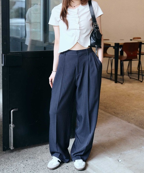 muet.（ミュエ）の「ダブルタックボリュームストライプスラックスパンツ（スラックス・レディース・ネイビー/グレー・MEDIUM/LARGE）」の13枚目の写真