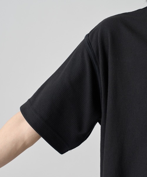 Lui's(ルイス)の「ヘンリーネックビッグTシャツ(Tシャツ/カットソー・メンズ・ブラック/グレイッシュベージュ/ホワイト・FREE)」の12枚目の写真